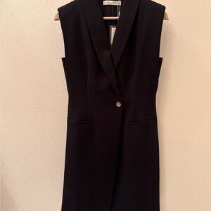 Black Sleeveless Blazer Dress